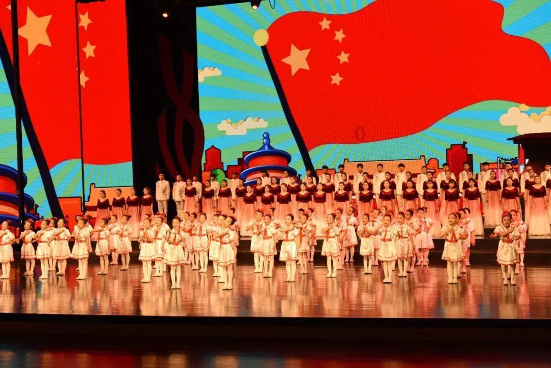 卡莱贝游乐:组合滑梯介绍-卡莱贝游乐